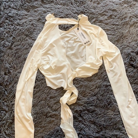 Fey chocker crop - Picture 2 of 2